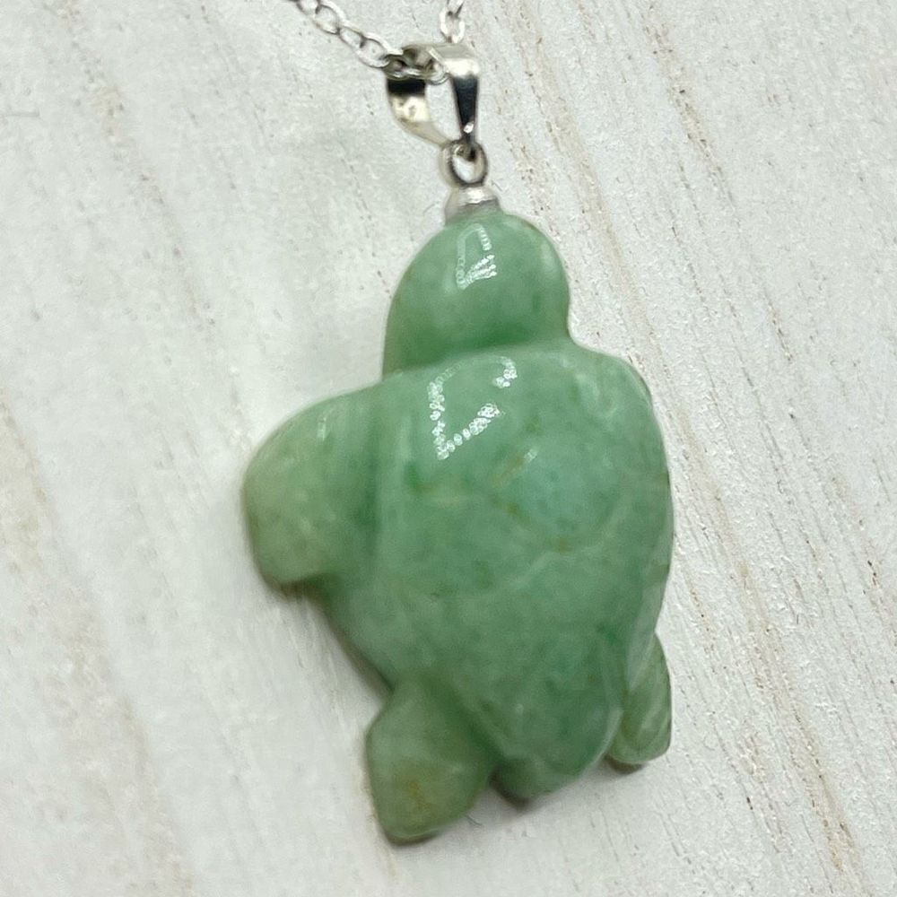 Turtle necklace green aventurine sea turtle silver plated 18” NEW handmade calm